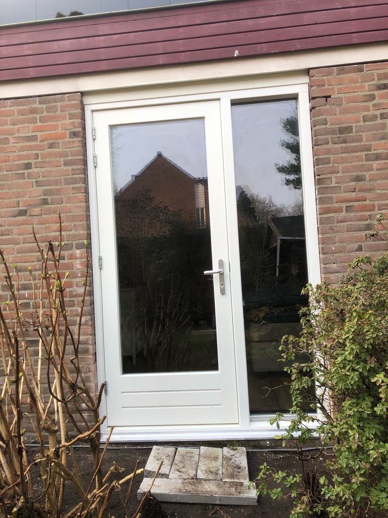 Pui slaapkamer woning Amersfoort Dorresteijn gemonteerd Pui slaapkamer woning Amersfoort Dorresteijn gemonteerd